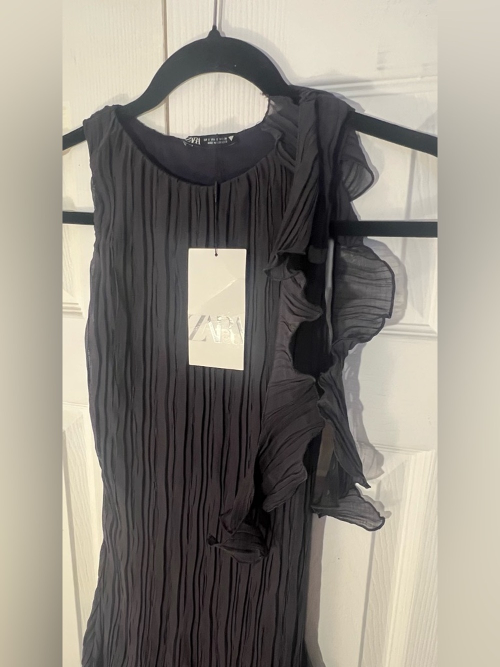 ZARA Crinkle-pleated Navy/Black Ruffle Hem Sleeveless Dress. S NWT - Picture 10 of 16